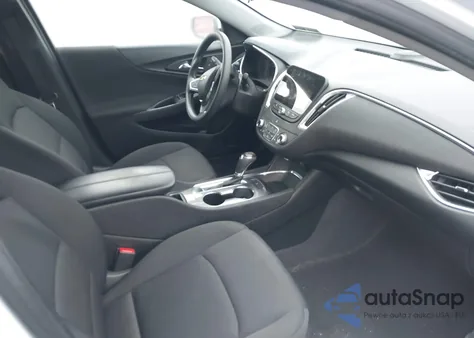 2019 Chevrolet Malibu Lt from USA, damaged, VIN 1G1ZD5ST4KF105570